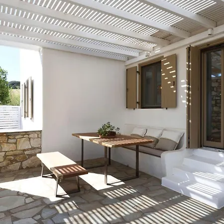 Executive Paros Aiolos Private Pool & Jacuzzi Kostos וילה